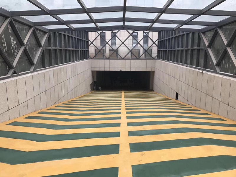 斜坡车道